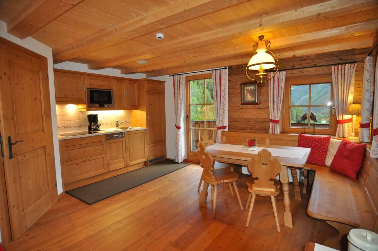 Appartamento Joergnerhaus Kals-am Großglockner Esterno foto